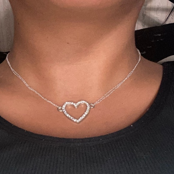 Jewelry - Open heart